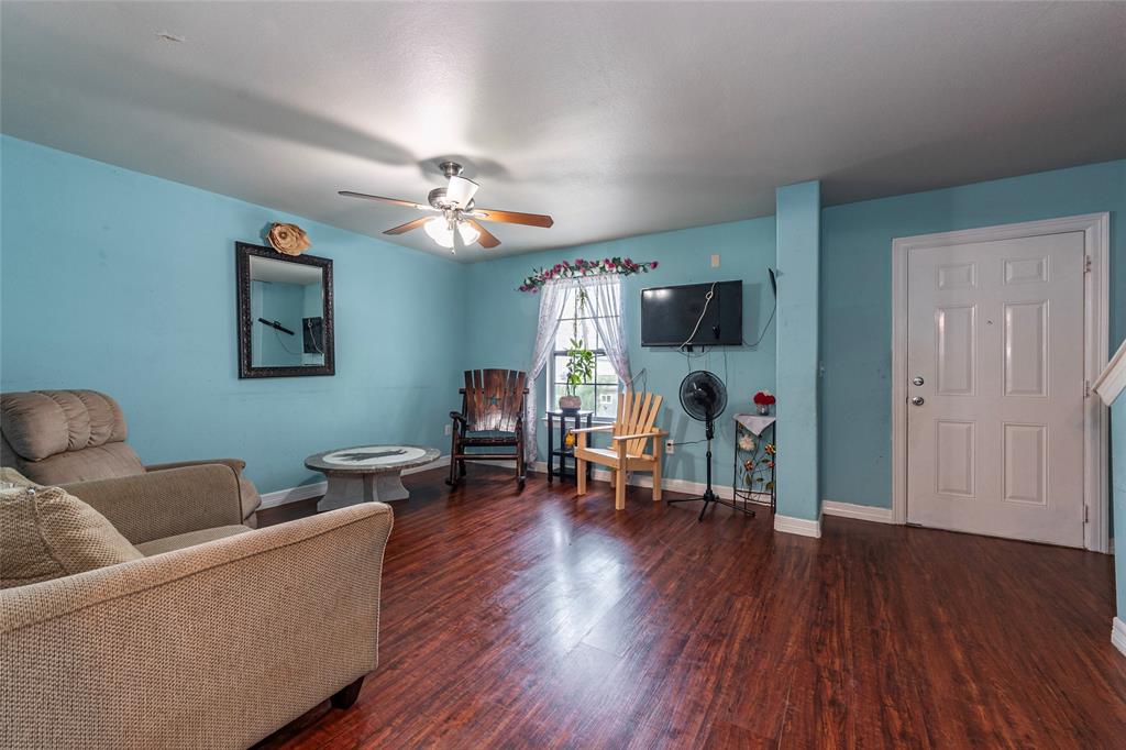 4721 Heron Street, Hitchcock, Texas image 13