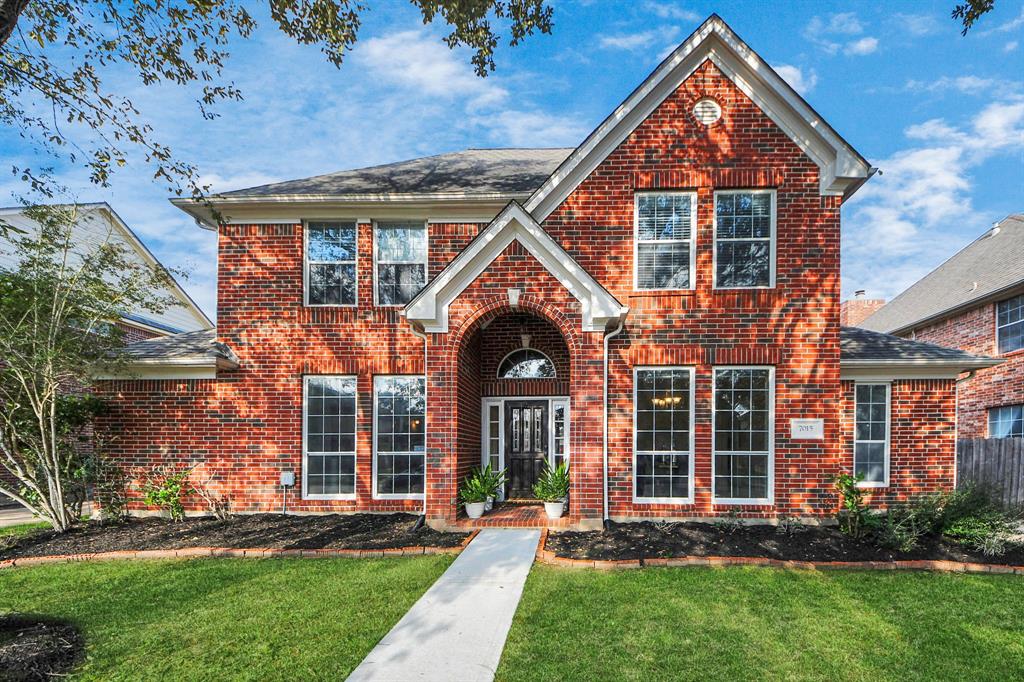 7015 Emerald Glen Drive, Sugar Land, Texas image 1