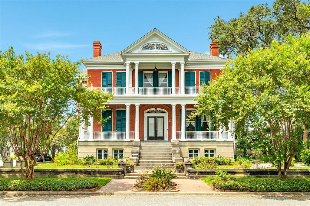 1428 Ball, Galveston, Texas image 1