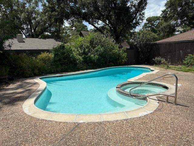 807 Pinesap Drive
