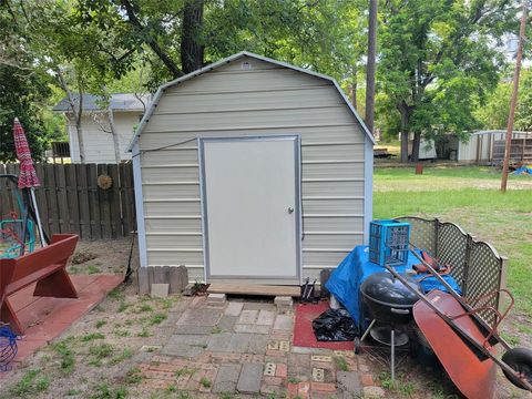 A home in Crockett