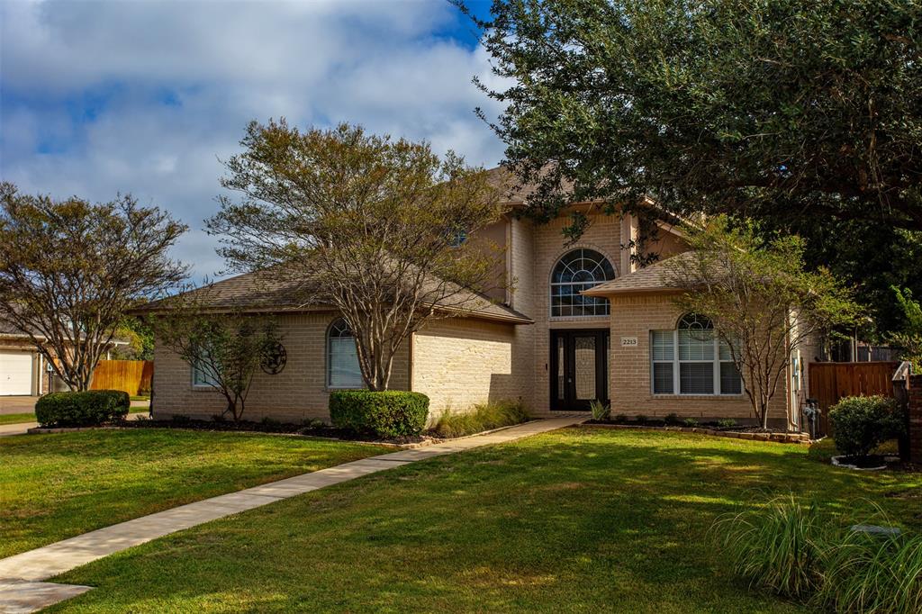 2213 E Briargate Drive, Bryan, Texas image 1