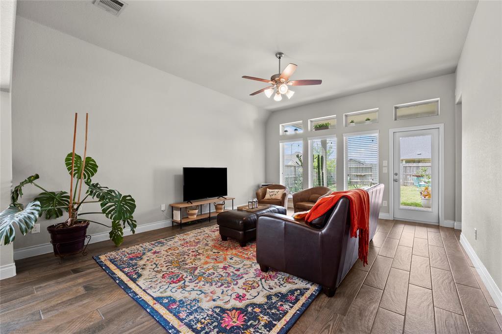 19803 Blue Roan Drive, Tomball, Texas image 15