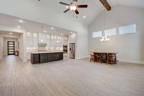 Single Family Residence in Pinehurst TX 734 Majestic Shores Lane 11.jpg