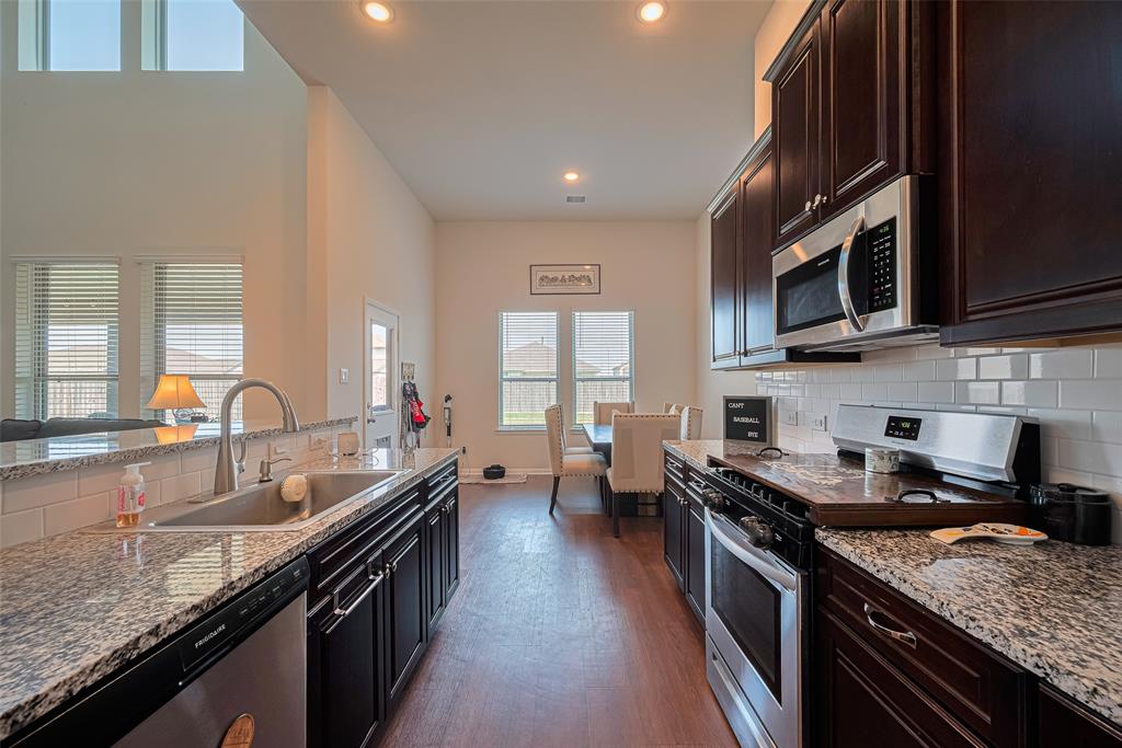 308 Morning Dove Trail, Sealy, Texas image 19