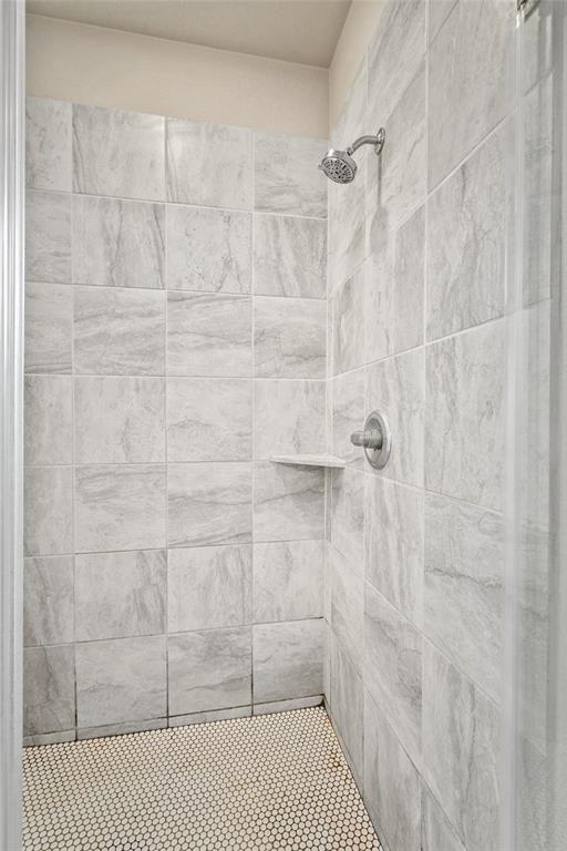 17214 Broadleaf Oak Drive, Hockley, Texas image 20