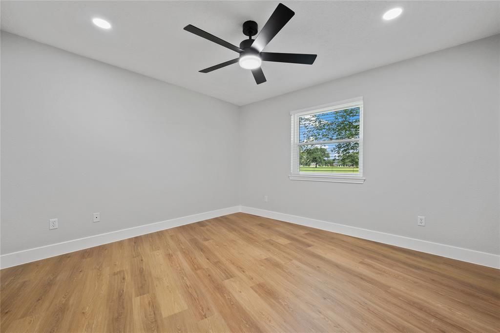 9035 North Point Drive, Beach City, Texas image 24