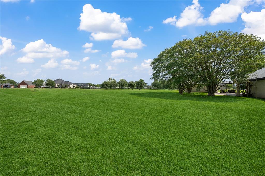 9035 North Point Drive, Beach City, Texas image 33