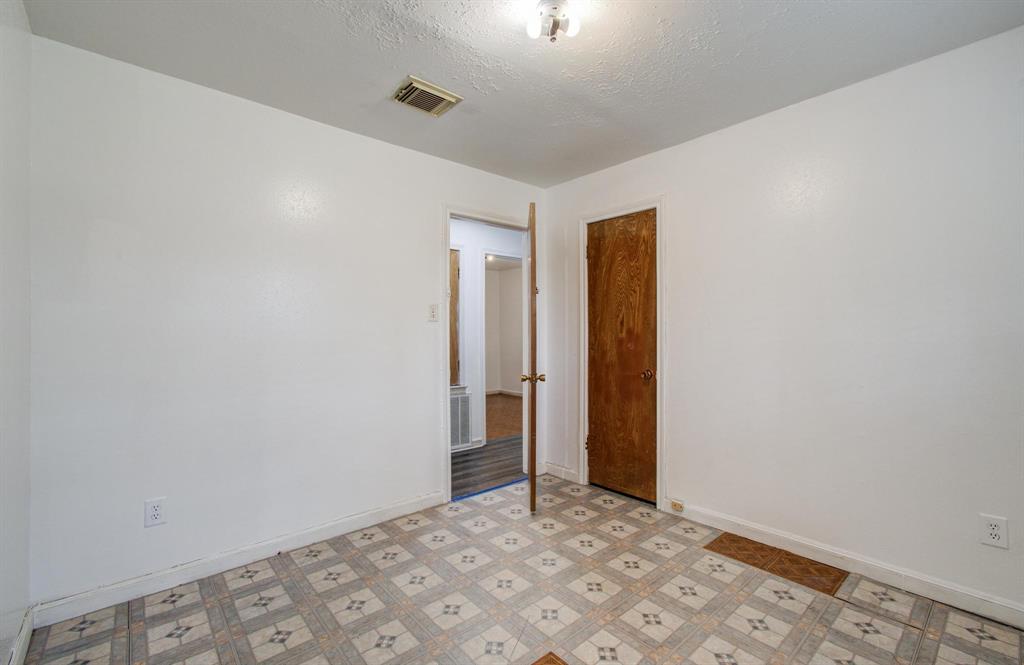 9502 Kell Circle, Houston, Texas image 20