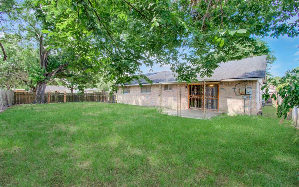 9502 Kell Circle, Houston, Texas image 34