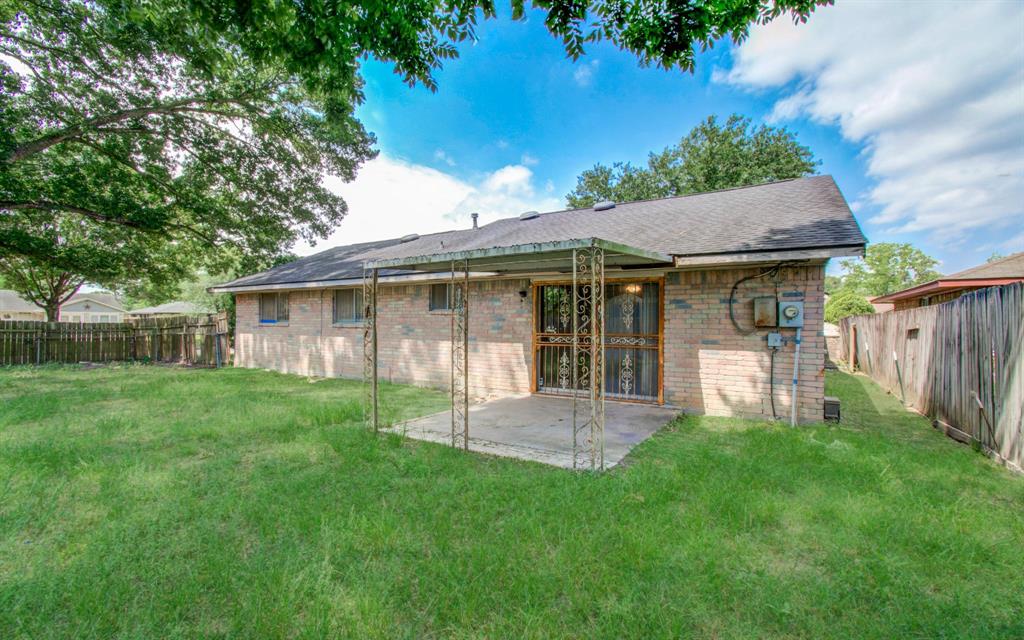 9502 Kell Circle, Houston, Texas image 33