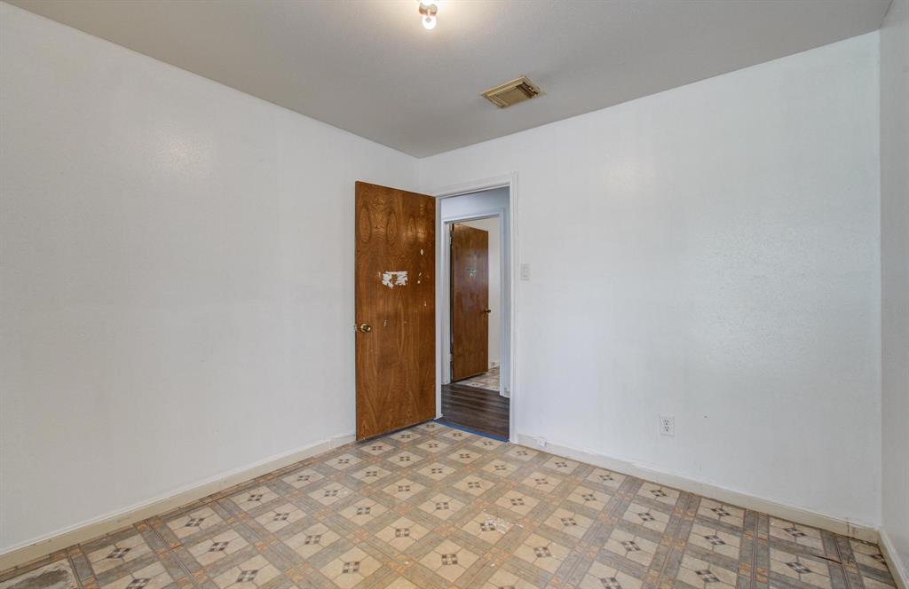 9502 Kell Circle, Houston, Texas image 23
