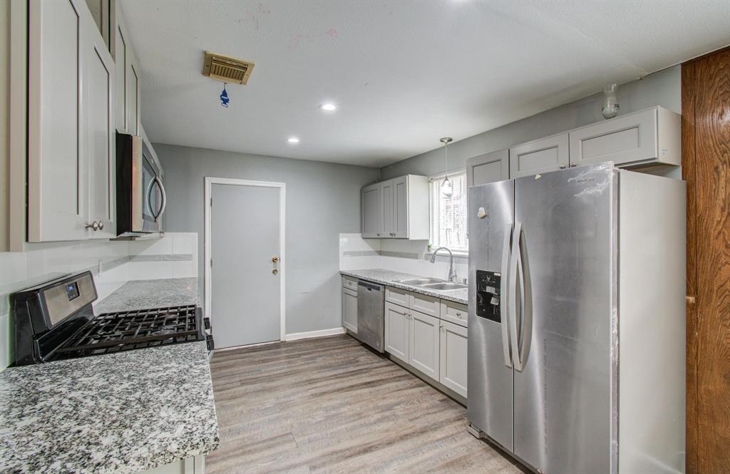 9502 Kell Circle, Houston, Texas image 6