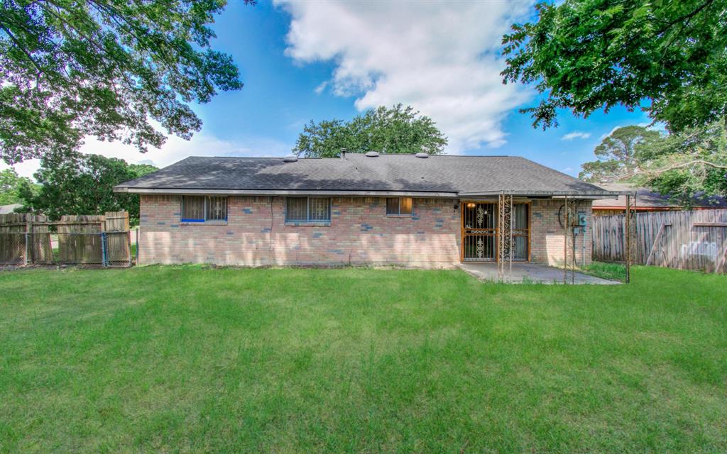 9502 Kell Circle, Houston, Texas image 32