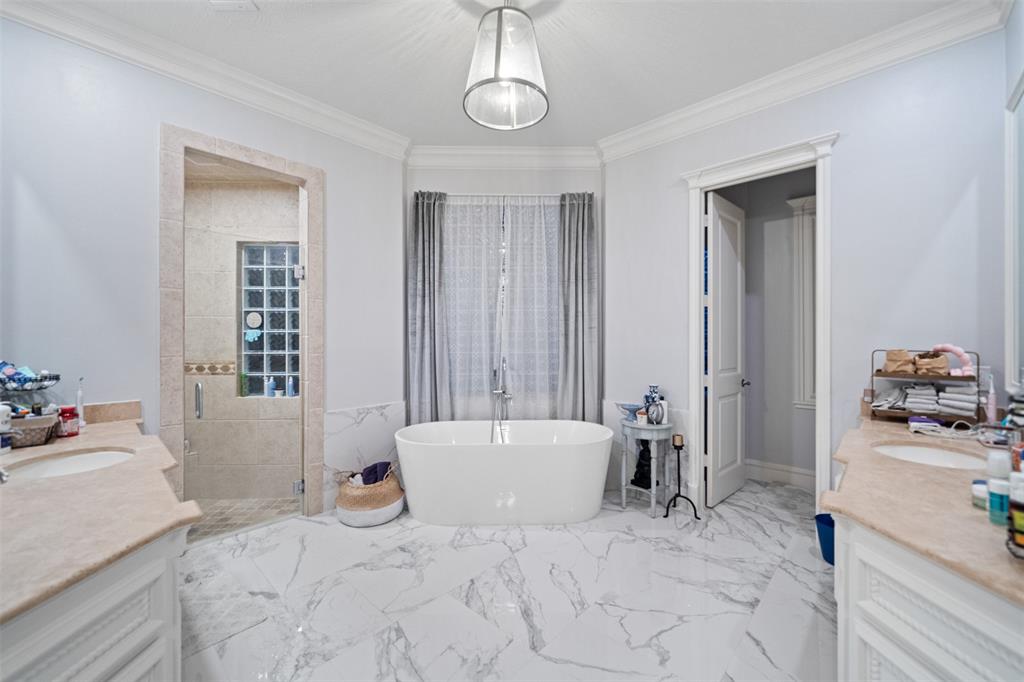 11 Hope Valley Place, The Woodlands, Texas image 13