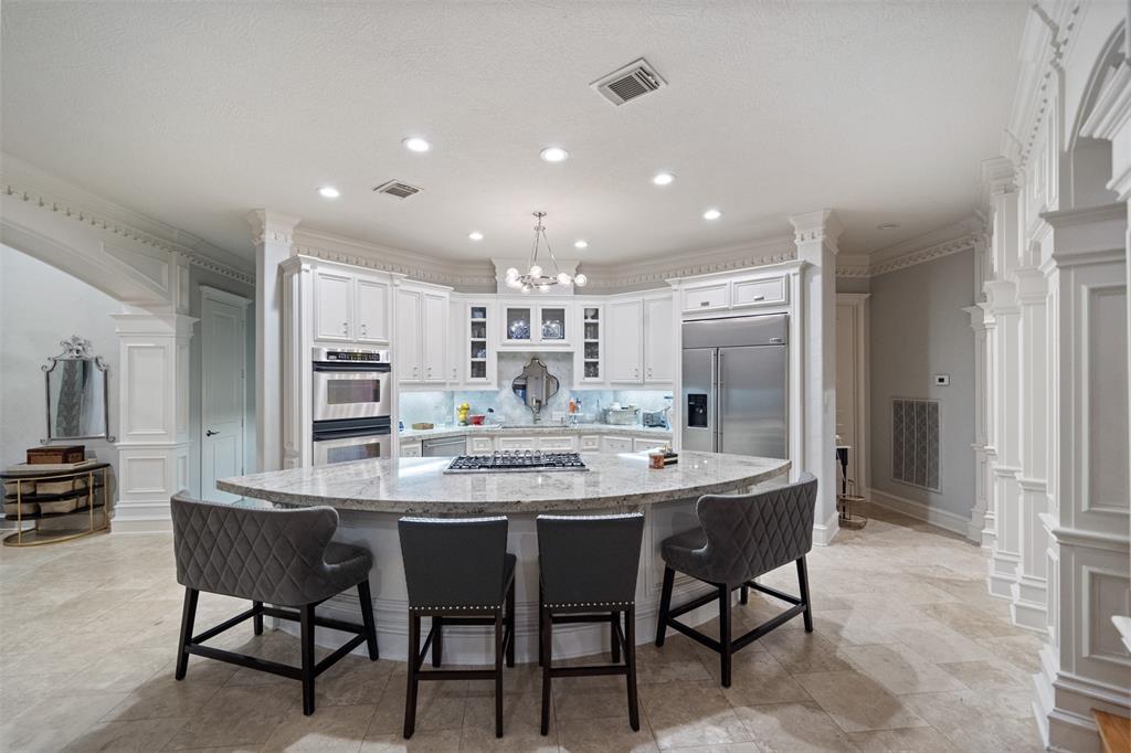11 Hope Valley Place, The Woodlands, Texas image 9