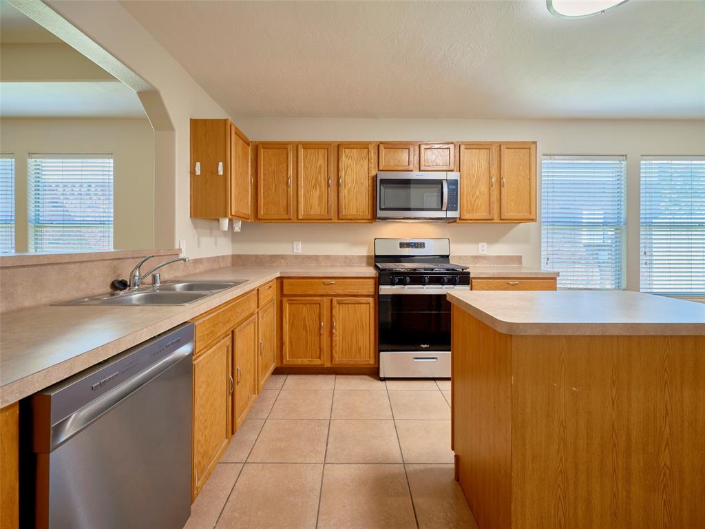 1122 Cotton Gum Lane, Rosenberg, Texas image 14