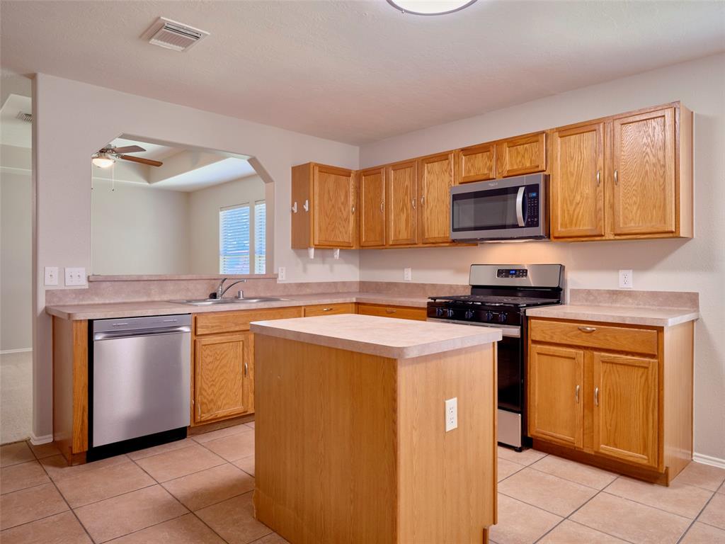 1122 Cotton Gum Lane, Rosenberg, Texas image 15