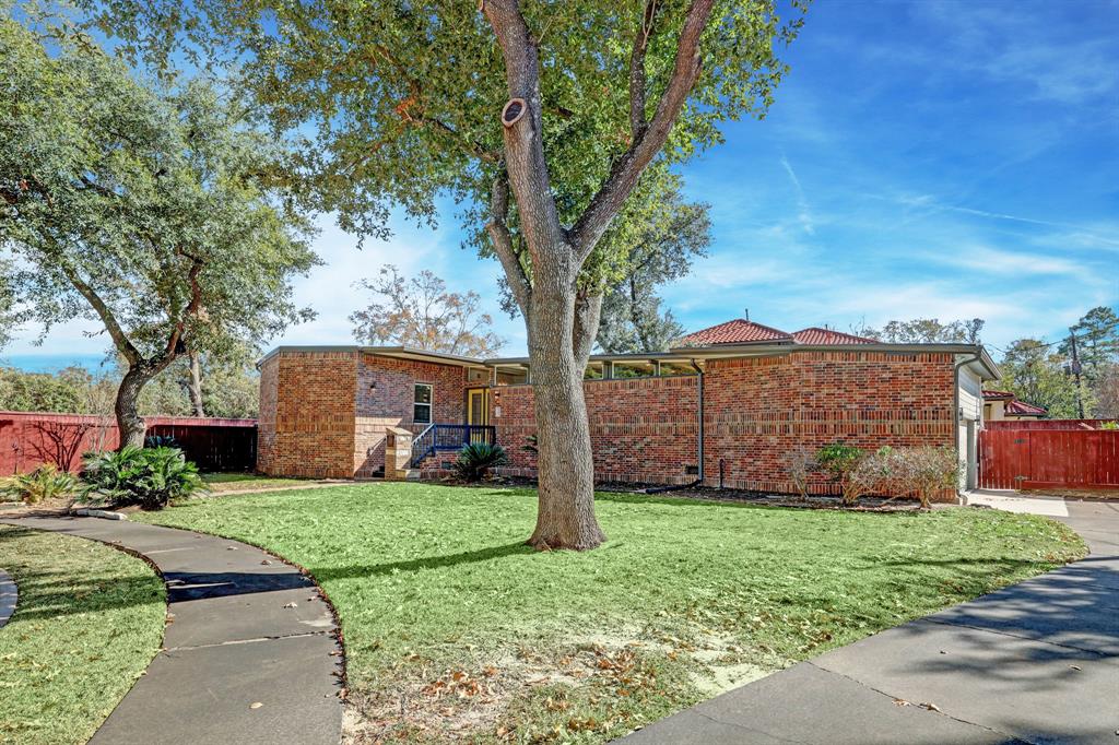 12903 Figaro Drive