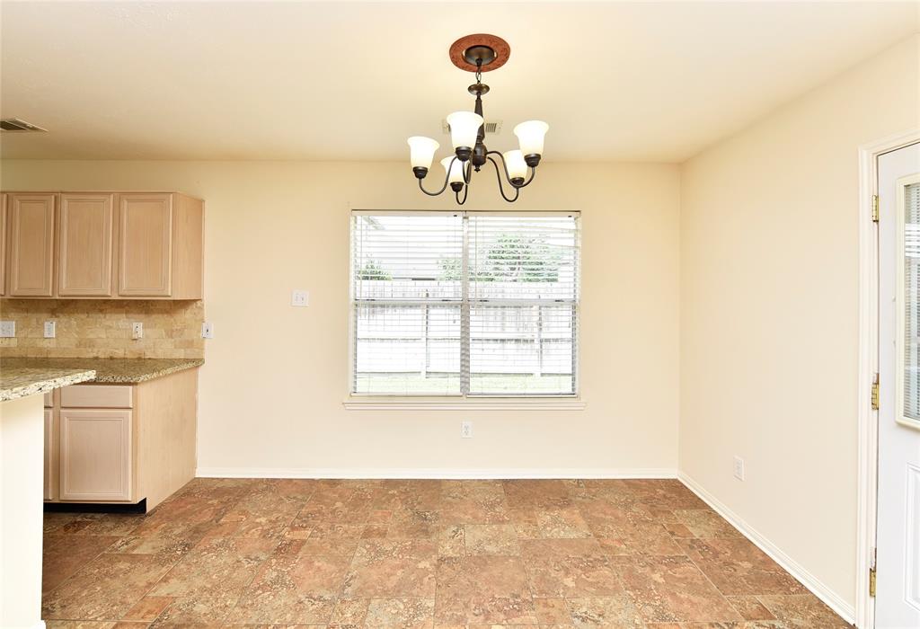 17023 Canterbury Green Lane, Sugar Land, Texas image 9
