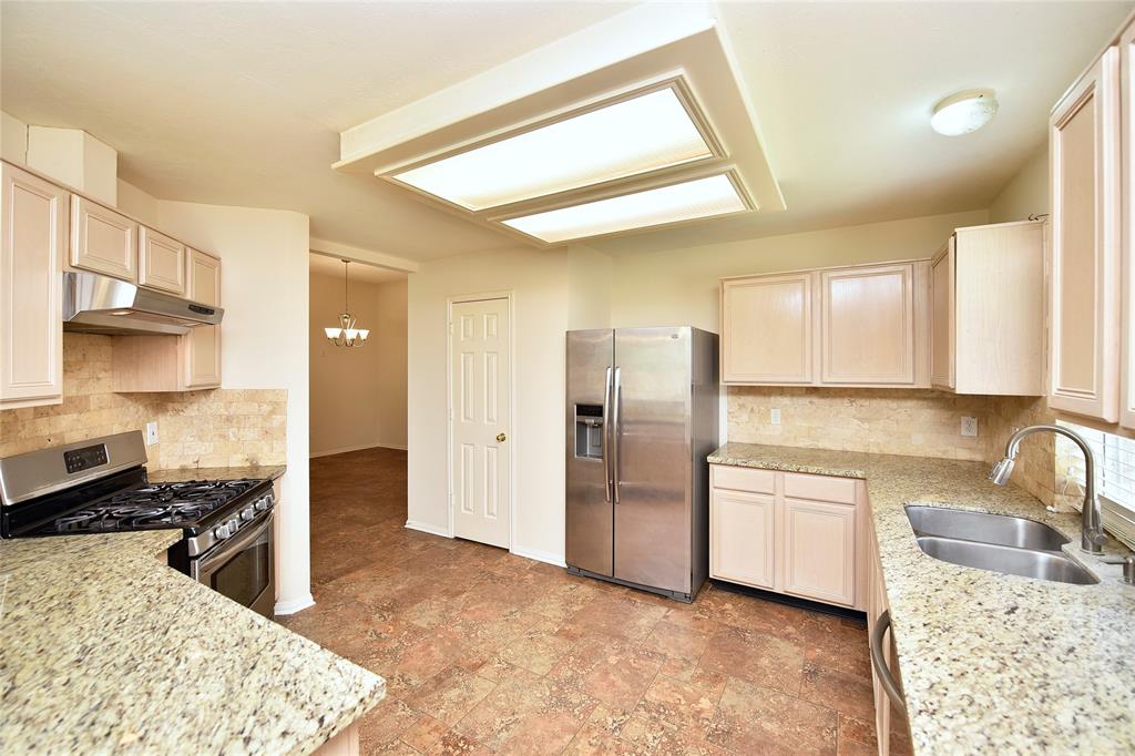 17023 Canterbury Green Lane, Sugar Land, Texas image 11