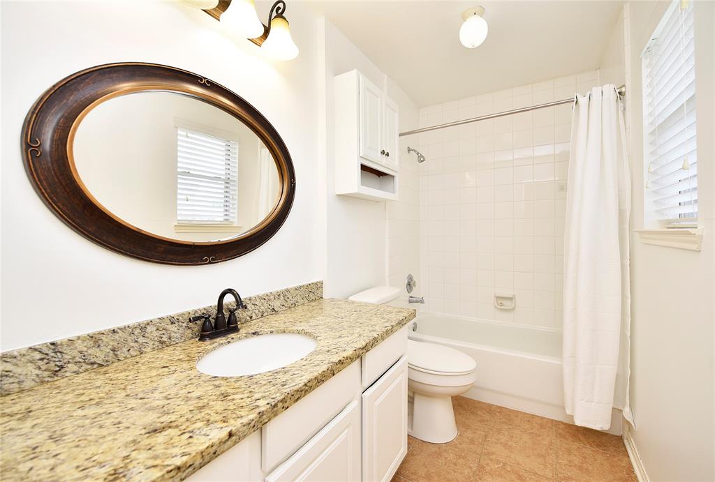 17023 Canterbury Green Lane, Sugar Land, Texas image 21