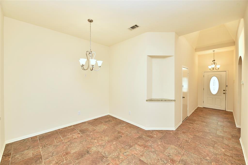 17023 Canterbury Green Lane, Sugar Land, Texas image 6