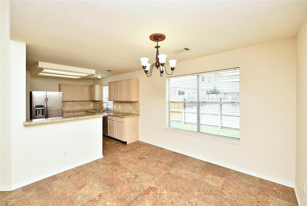 17023 Canterbury Green Lane, Sugar Land, Texas image 8