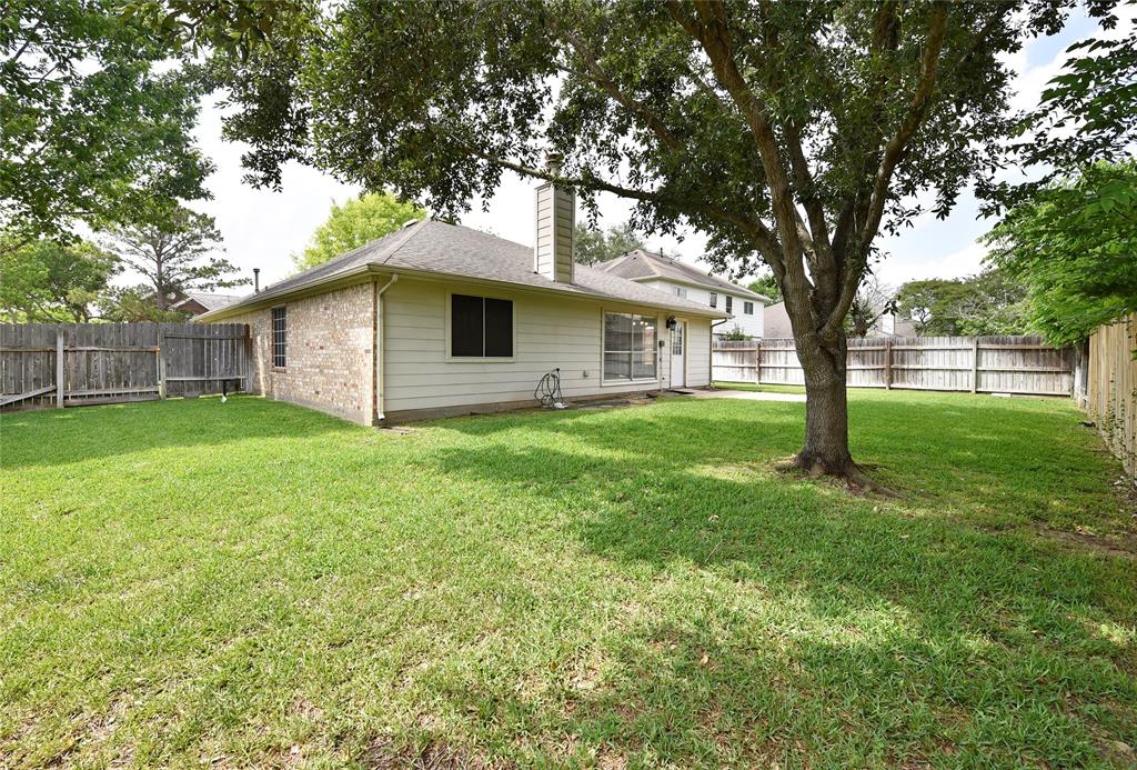 17023 Canterbury Green Lane, Sugar Land, Texas image 29