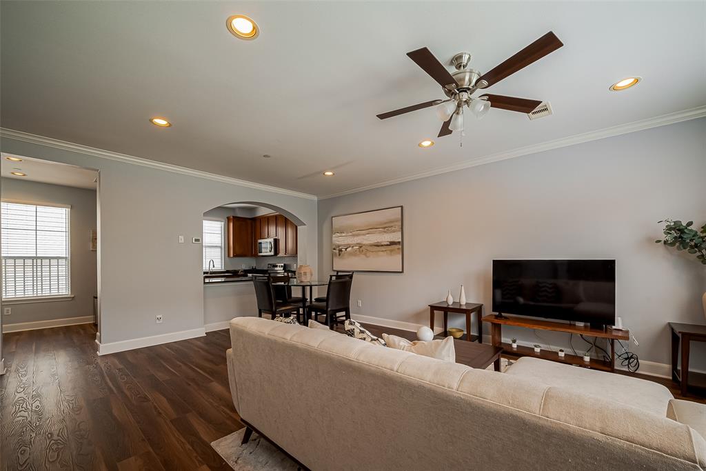 3001 Murworth Drive #902, Houston, Texas image 9