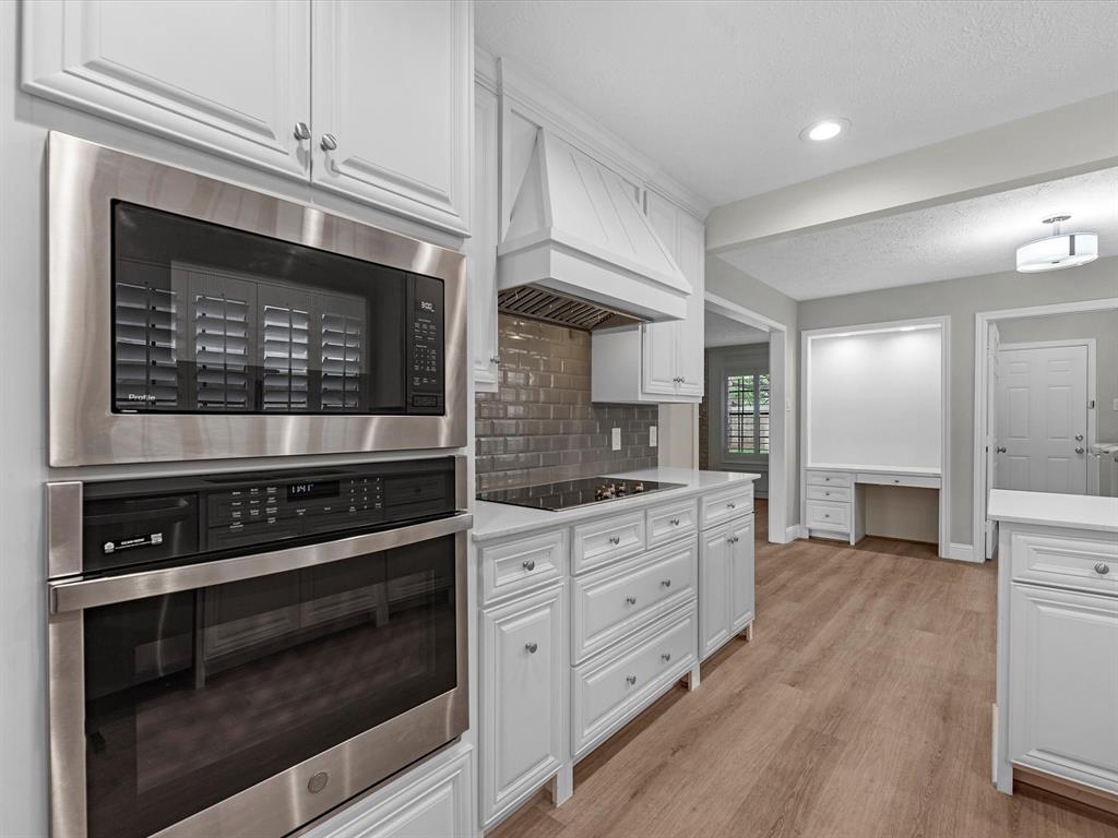 3022 Coachlight Lane, Sugar Land, Texas image 4