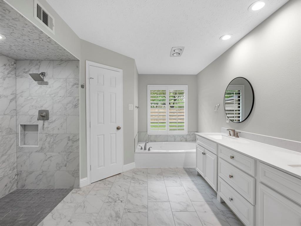 3022 Coachlight Lane, Sugar Land, Texas image 19