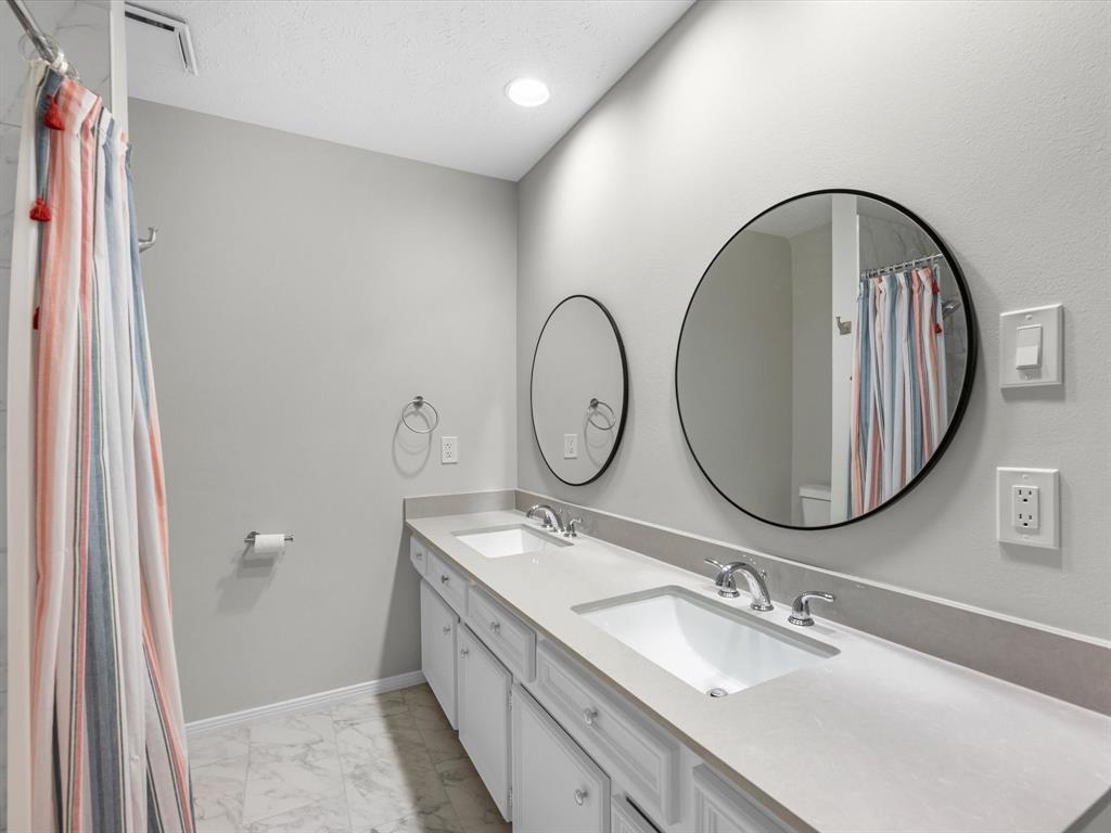 3022 Coachlight Lane, Sugar Land, Texas image 31