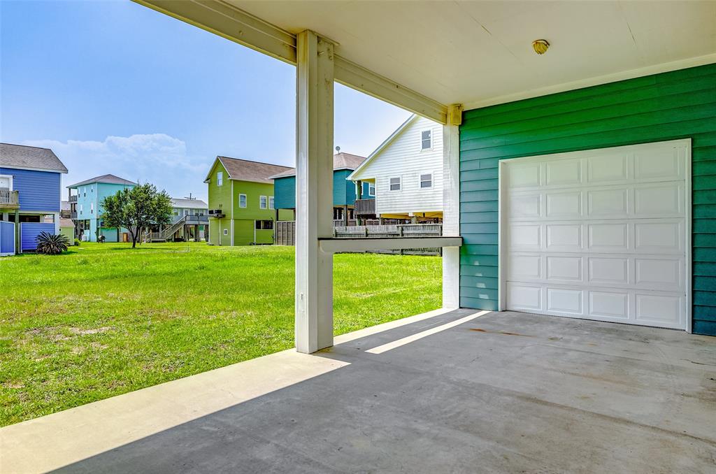879 Holiday, Crystal Beach, Texas image 6