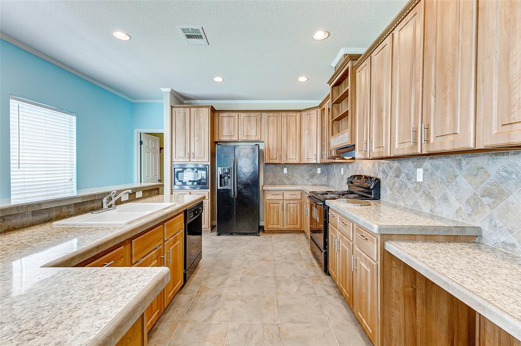 879 Holiday, Crystal Beach, Texas image 27