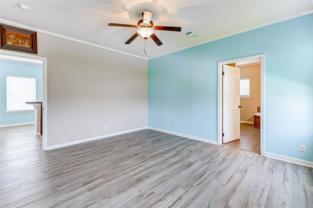 879 Holiday, Crystal Beach, Texas image 35