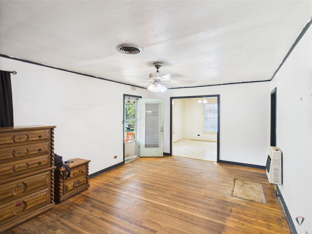 411 W Harrison Street, Jefferson, Texas image 5