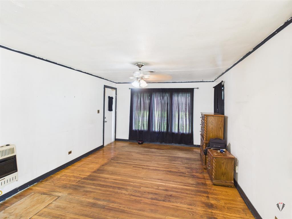 411 W Harrison Street, Jefferson, Texas image 4