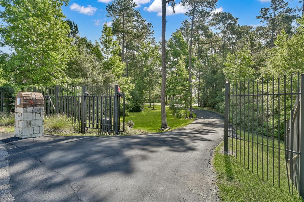 11831 Park Slope Drive, Willis, Texas image 46