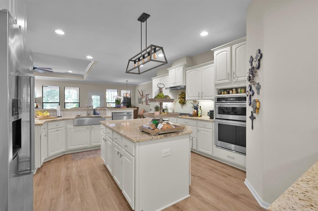 11831 Park Slope Drive, Willis, Texas image 10