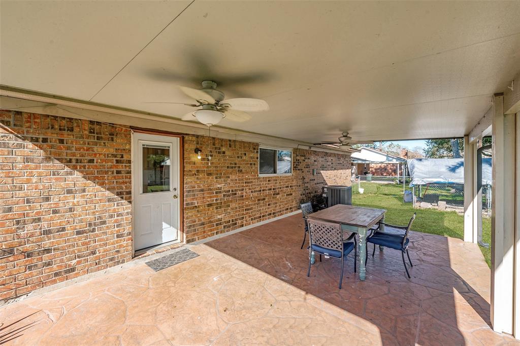 1131 Bobby Street, Pearland, Texas image 31