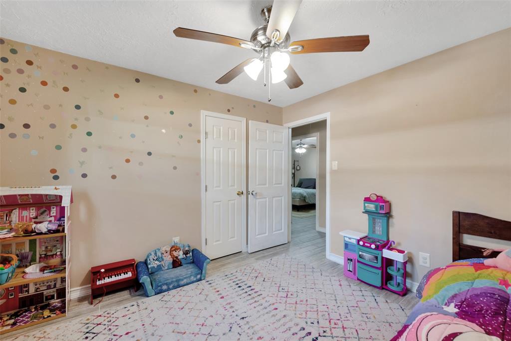 1131 Bobby Street, Pearland, Texas image 20