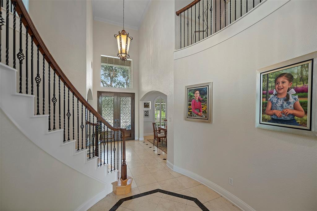 6023 Springbrook Court, Sugar Land, Texas image 3