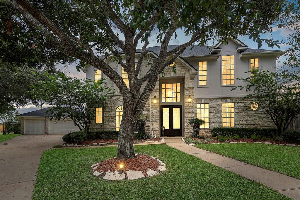 6023 Springbrook Court, Sugar Land, Texas image 1