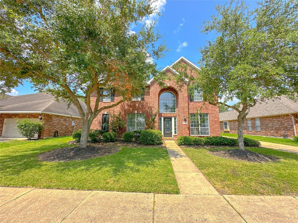 4803 Chaperel Drive, Pearland, Texas image 3