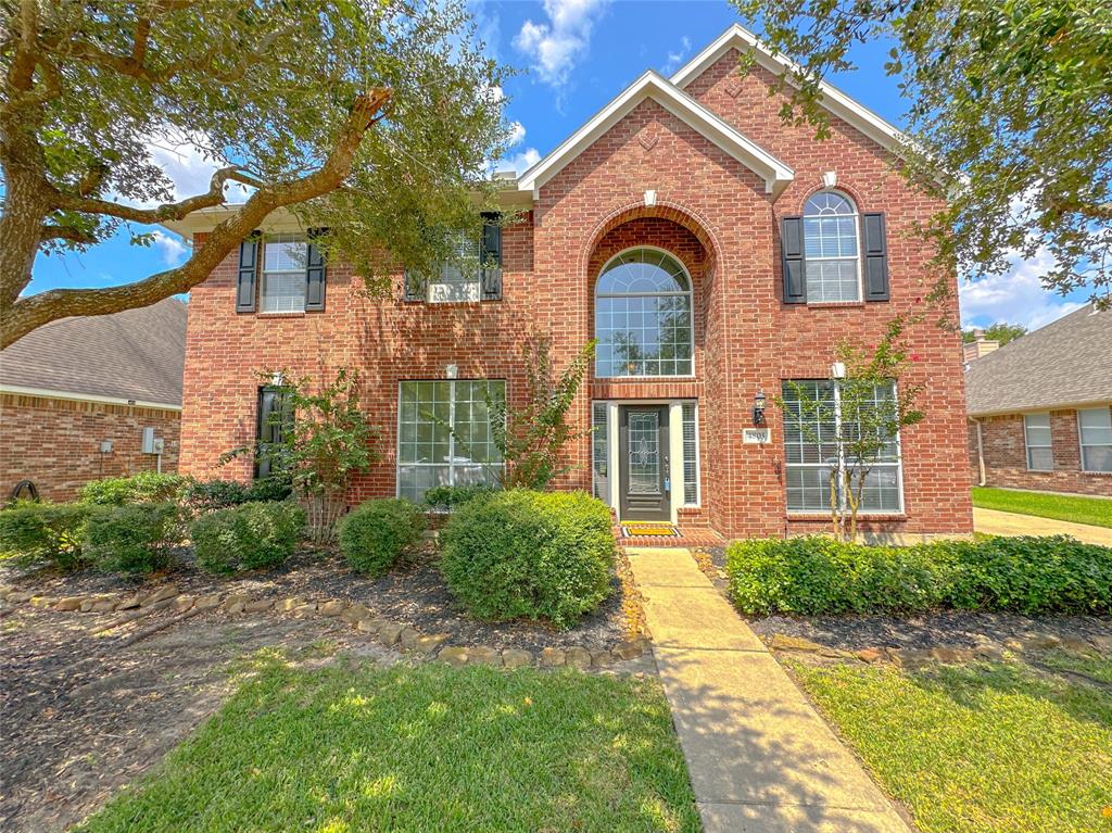 4803 Chaperel Drive, Pearland, Texas image 1