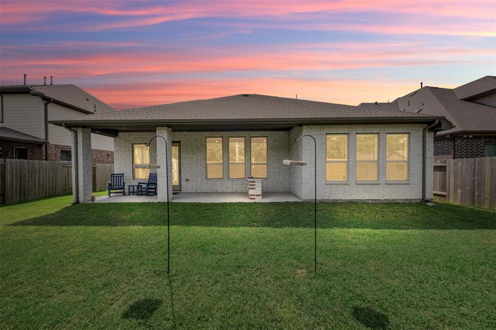 517 Campbell Drive, League City, Texas image 25