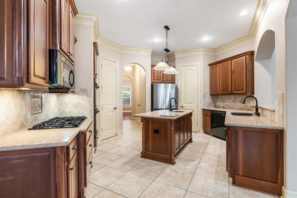 8408 Grand Lake Estates Drive, Montgomery, Texas image 12