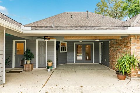 A home in Lake Jackson