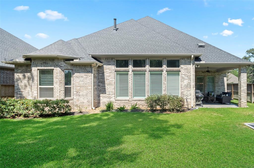 103 Coral Bells Court, Conroe, Texas image 32